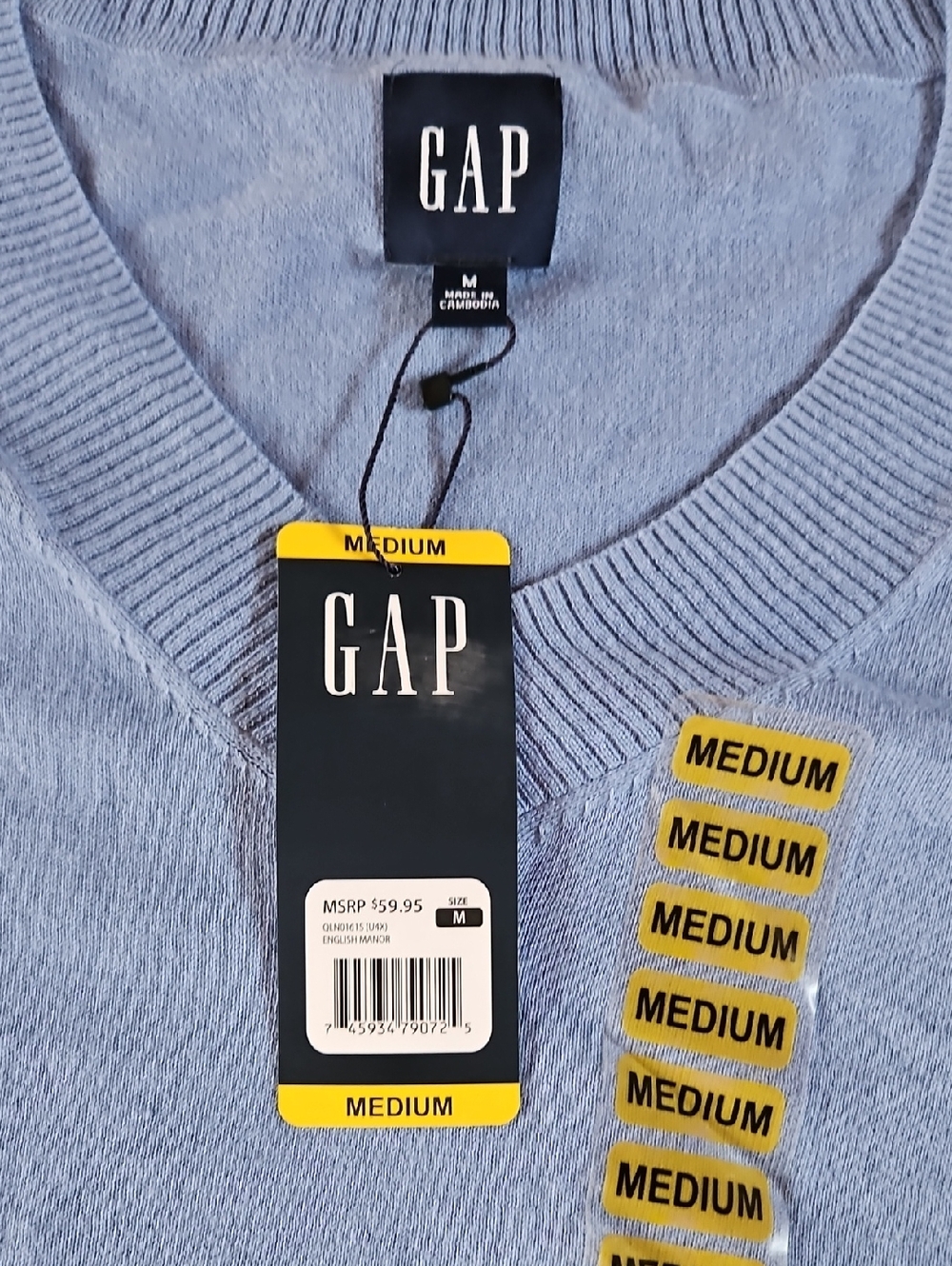 Gap - Picture 2 of 2